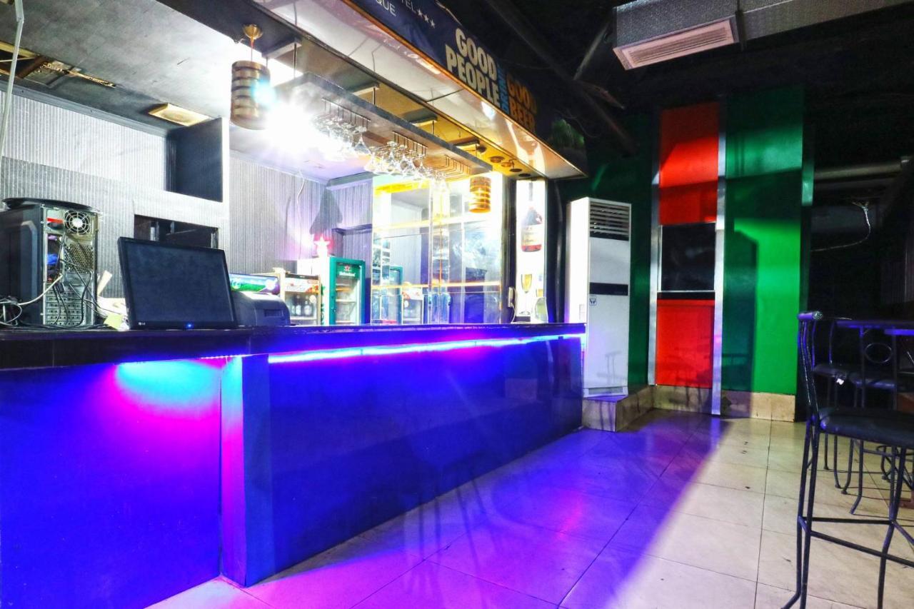 Lee Garden Hotel Medan Luaran gambar