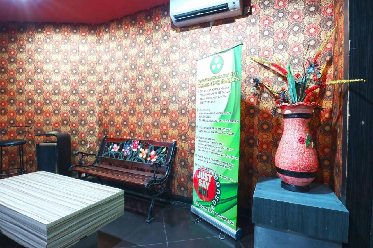 Lee Garden Hotel Medan Luaran gambar